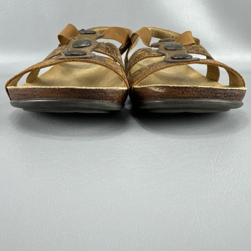 SAS Clover Sandals Womens 10 W Bronze Metallic T Strap Strappy Sling Back Buckle